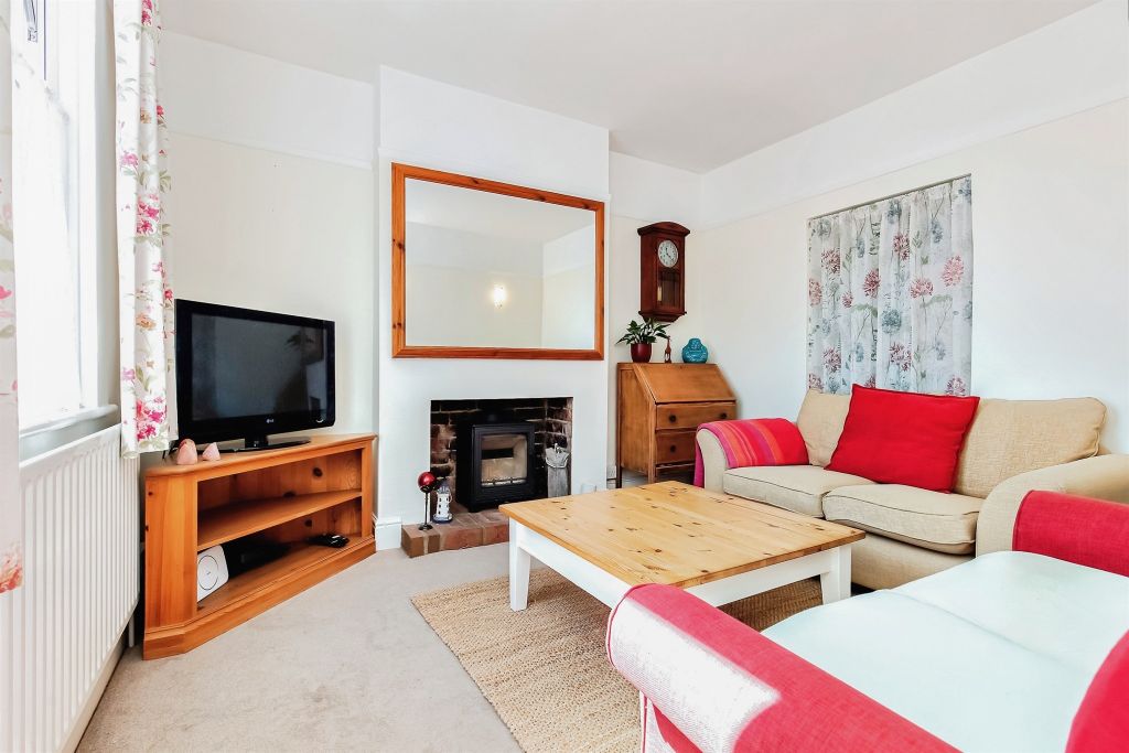Property photo 2 of 11