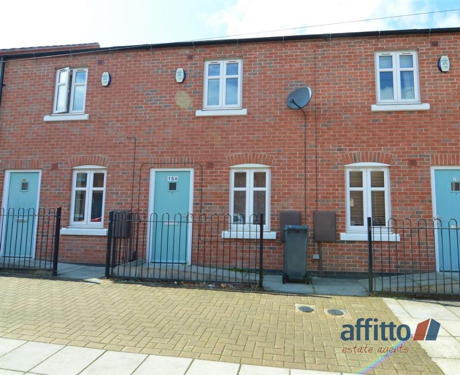 Property photo 2 of 11
