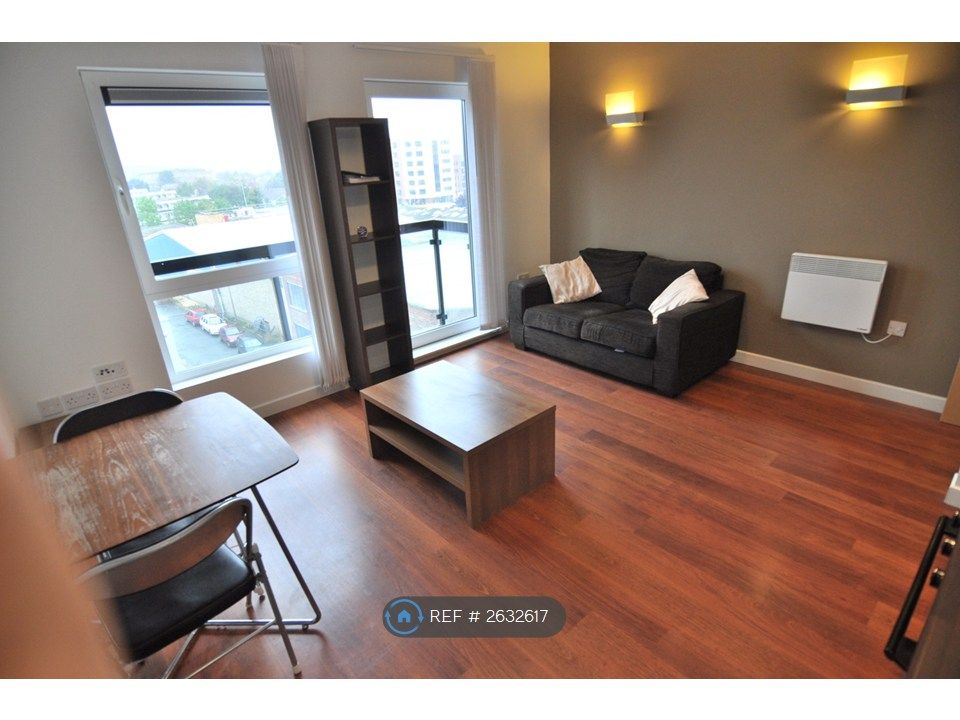 Property photo 3 of 10