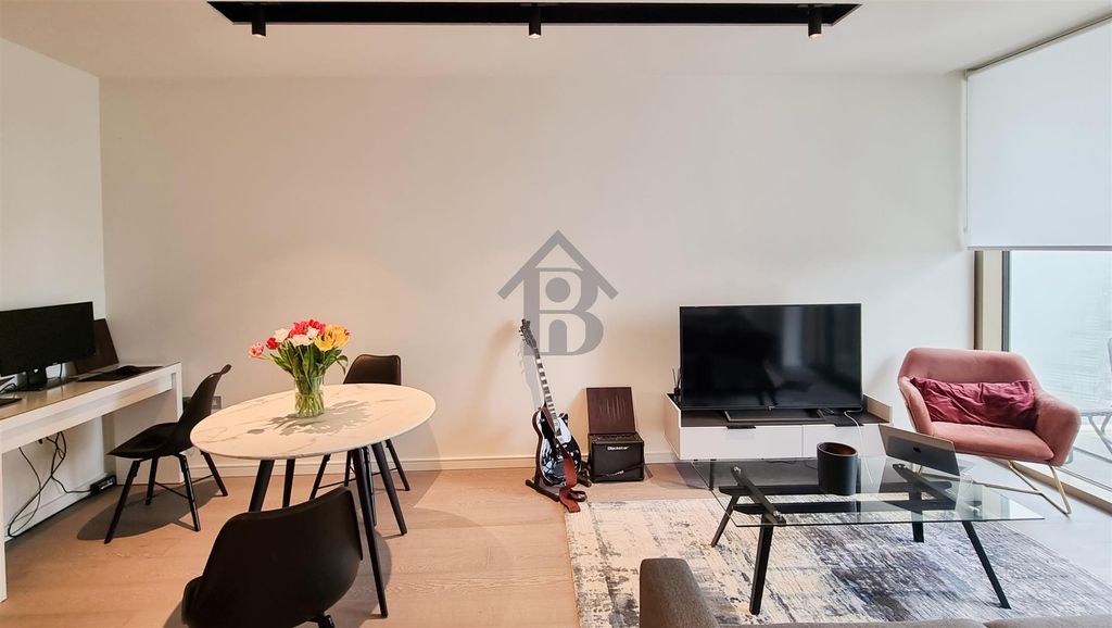 Property photo 1 of 12 Lounge 1.1.Jpg