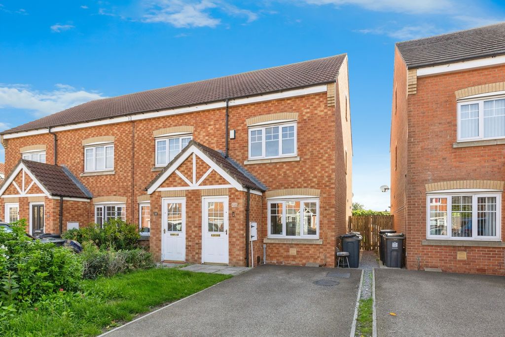 Property photo 1 of 17 Photo