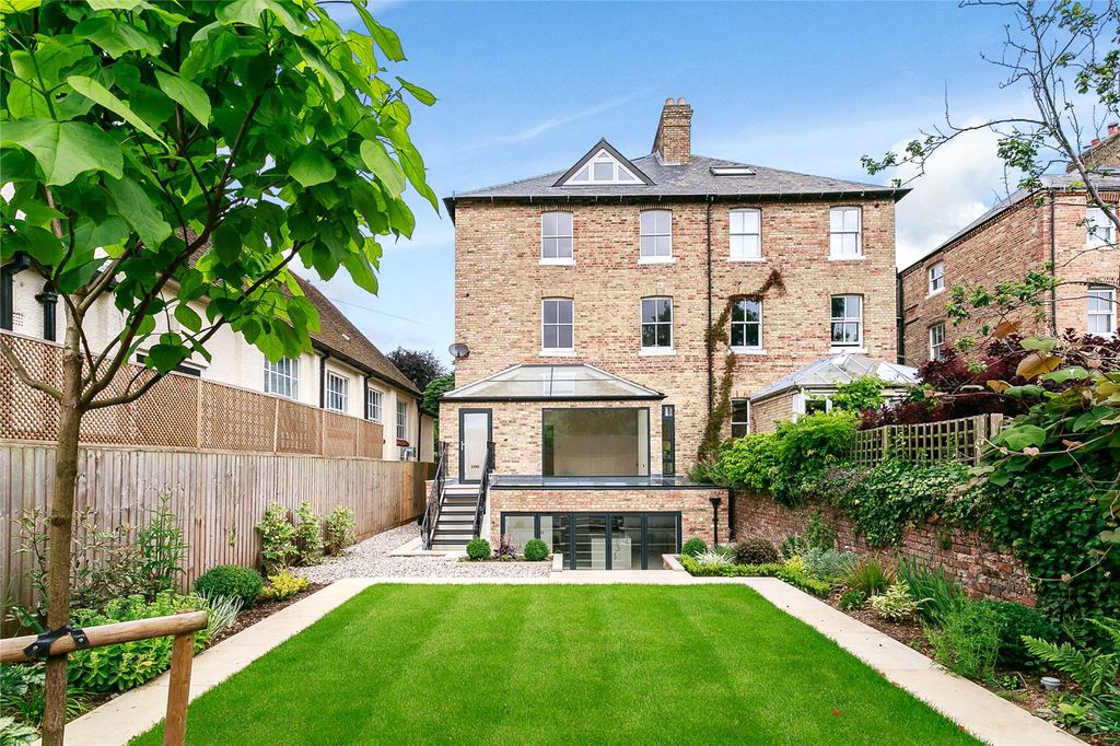 Additional image 13 of 4 bed semi-detached house for saleLeckford Road, Central North Oxford OX2