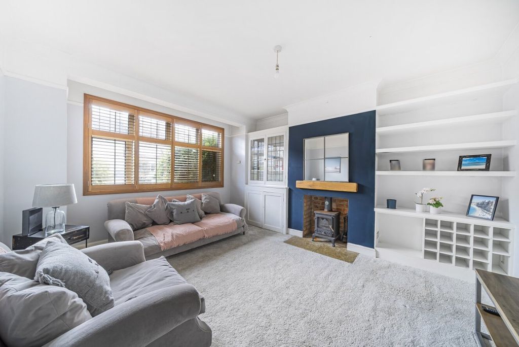 Property photo 2 of 19 1110334 (2)