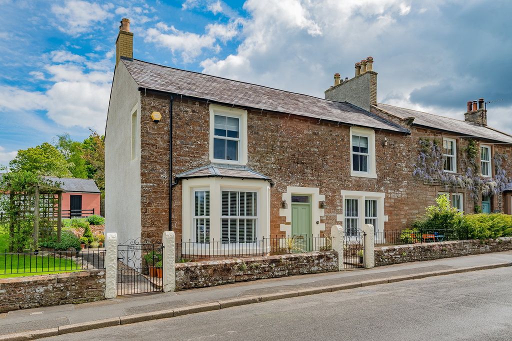 Property photo 1 of 66