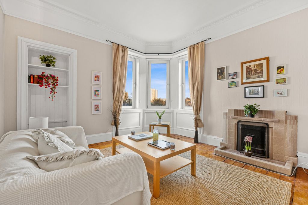 Property photo 3 of 19 Picture 3