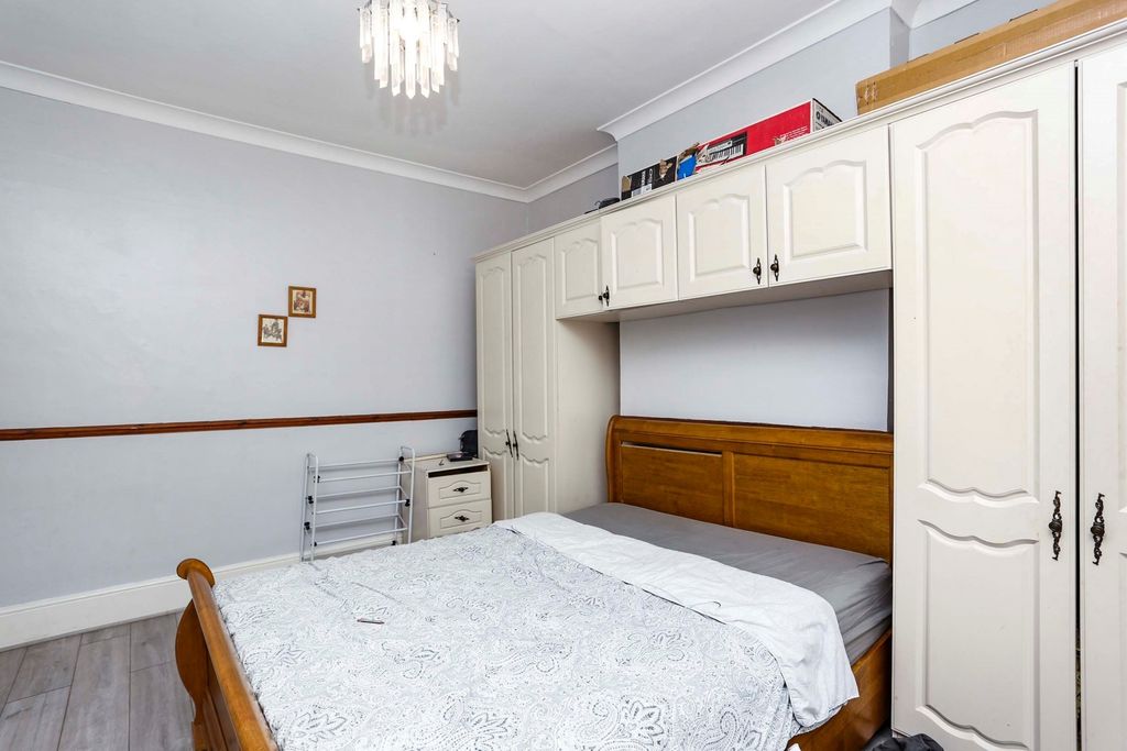 Property photo 1 of 13 0Bac8c96-A35E-F11...