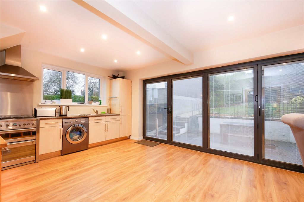 Property photo 3 of 16 Picture No. 07