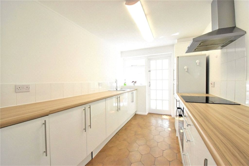 Property photo 3 of 9 Picture No. 53