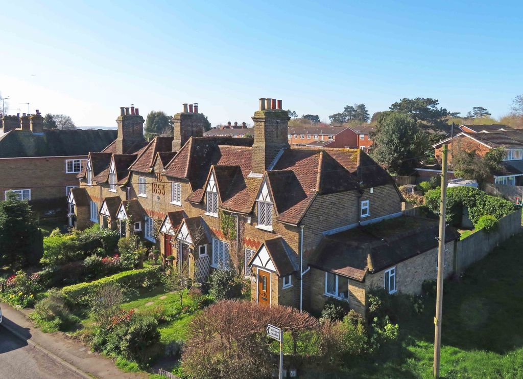 Property photo 1 of 16