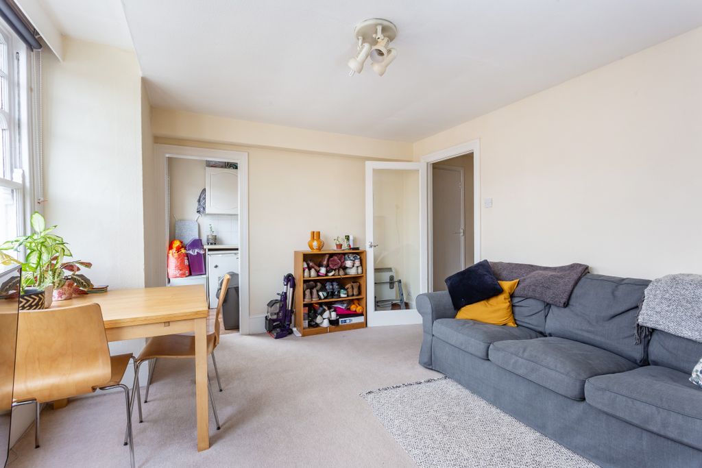 Property photo 2 of 7 Living Room