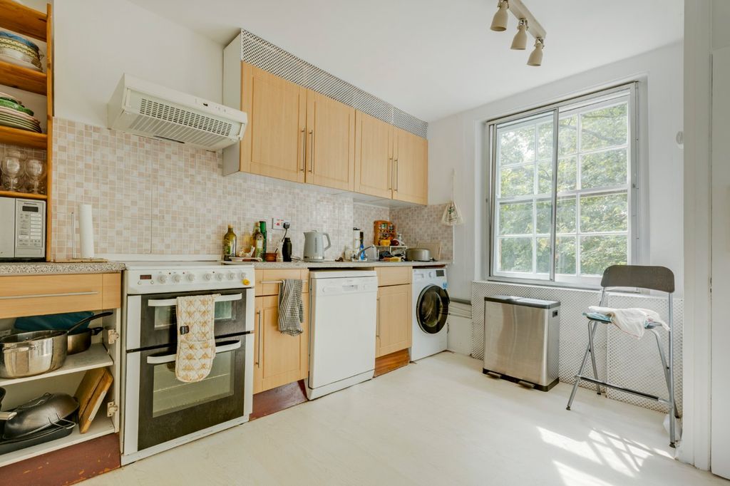 Property photo 3 of 16 Picture No. 08