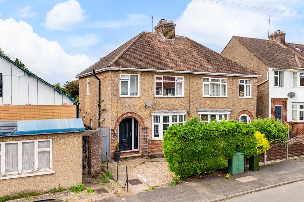 Property photo 1 of 21 40 Breakleys Road, Desborough-2.Jpg