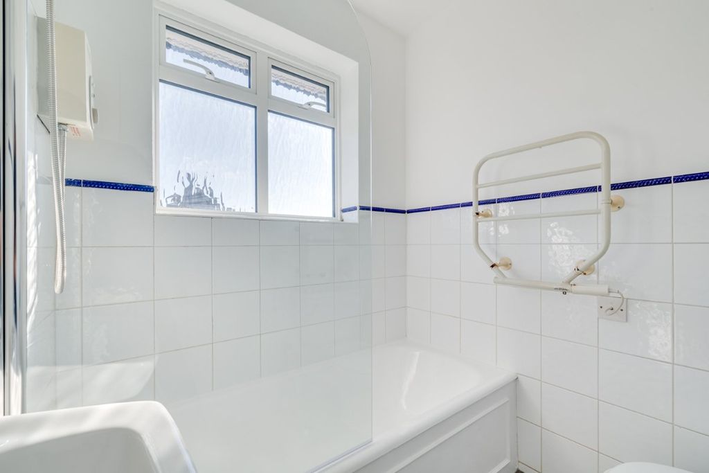 Property photo 3 of 9 Picture No. 30