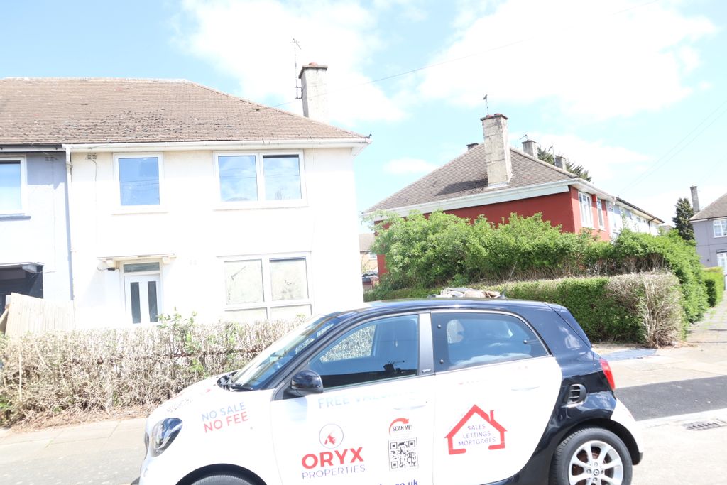 Property photo 2 of 44