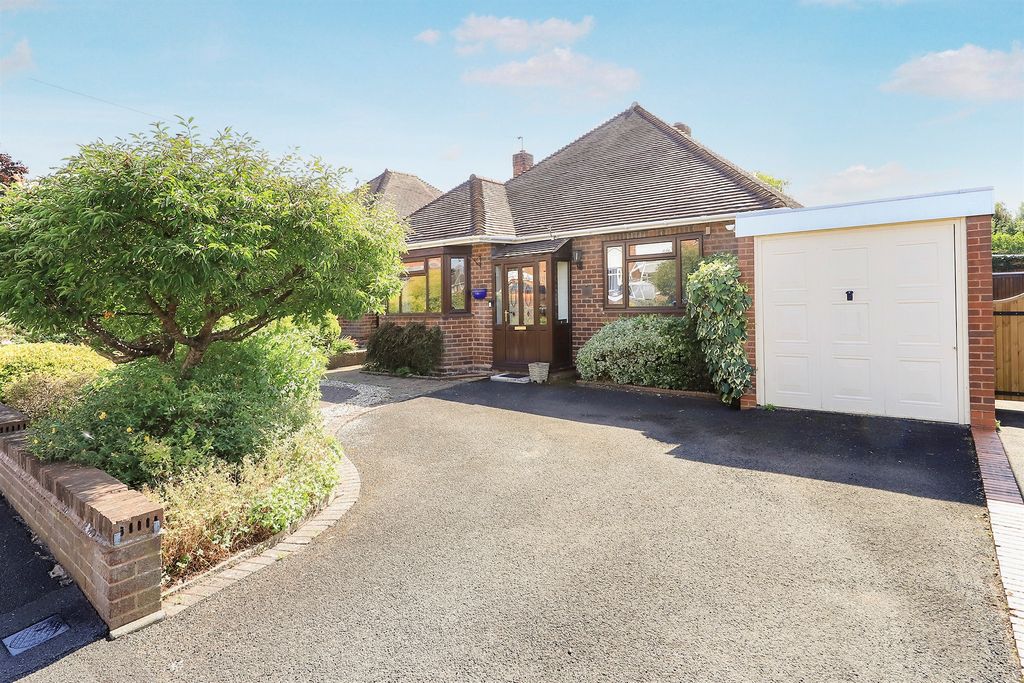 Property photo 1 of 16