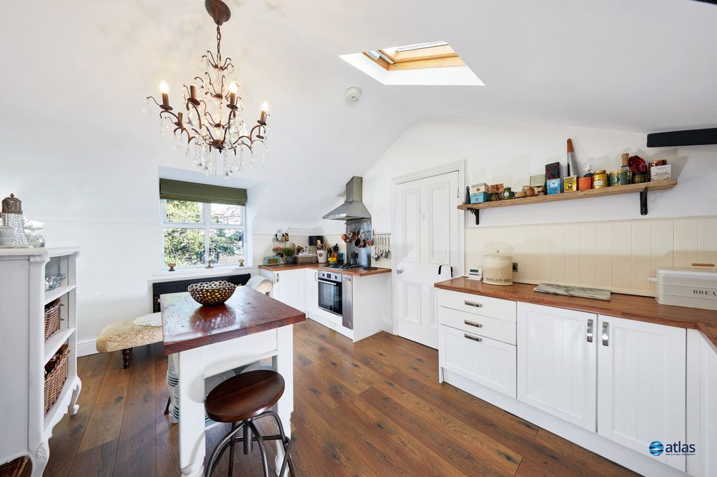 Property photo 1 of 23 Kitchen