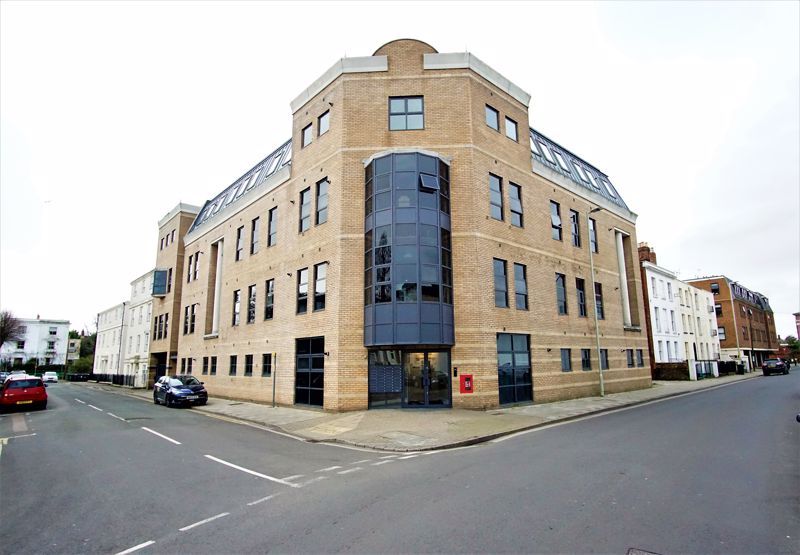 Property photo 1 of 11 External