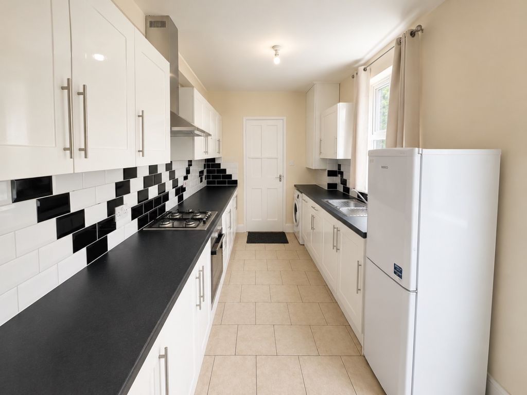 Property photo 3 of 10 5396632
