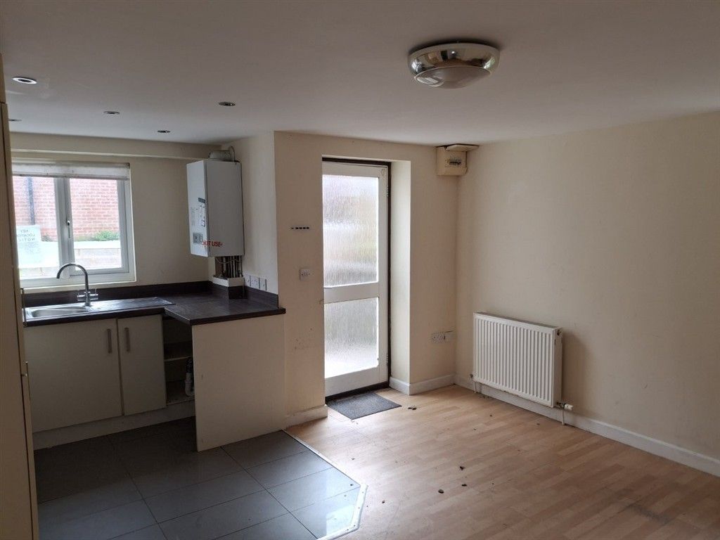 Property photo 3 of 7