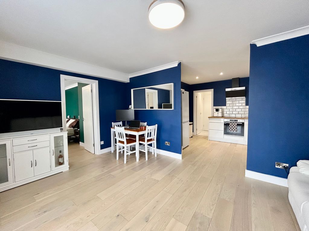 Property photo 3 of 10 Lounge:Dining Room