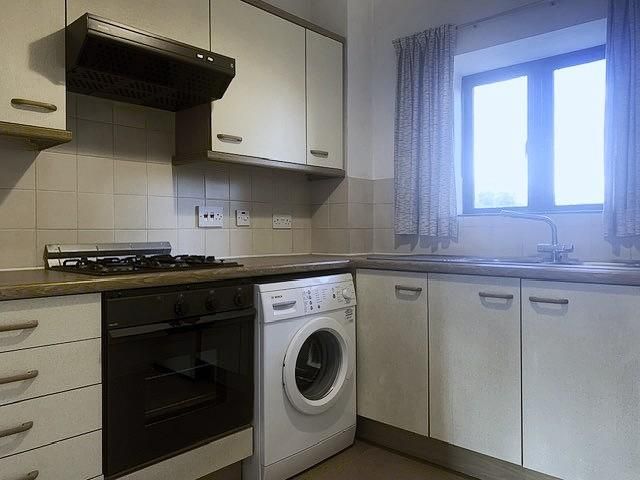 Property photo 2 of 8 Kitchen 2.Jpg