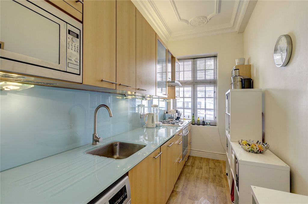 Property photo 3 of 7 Picture No. 41