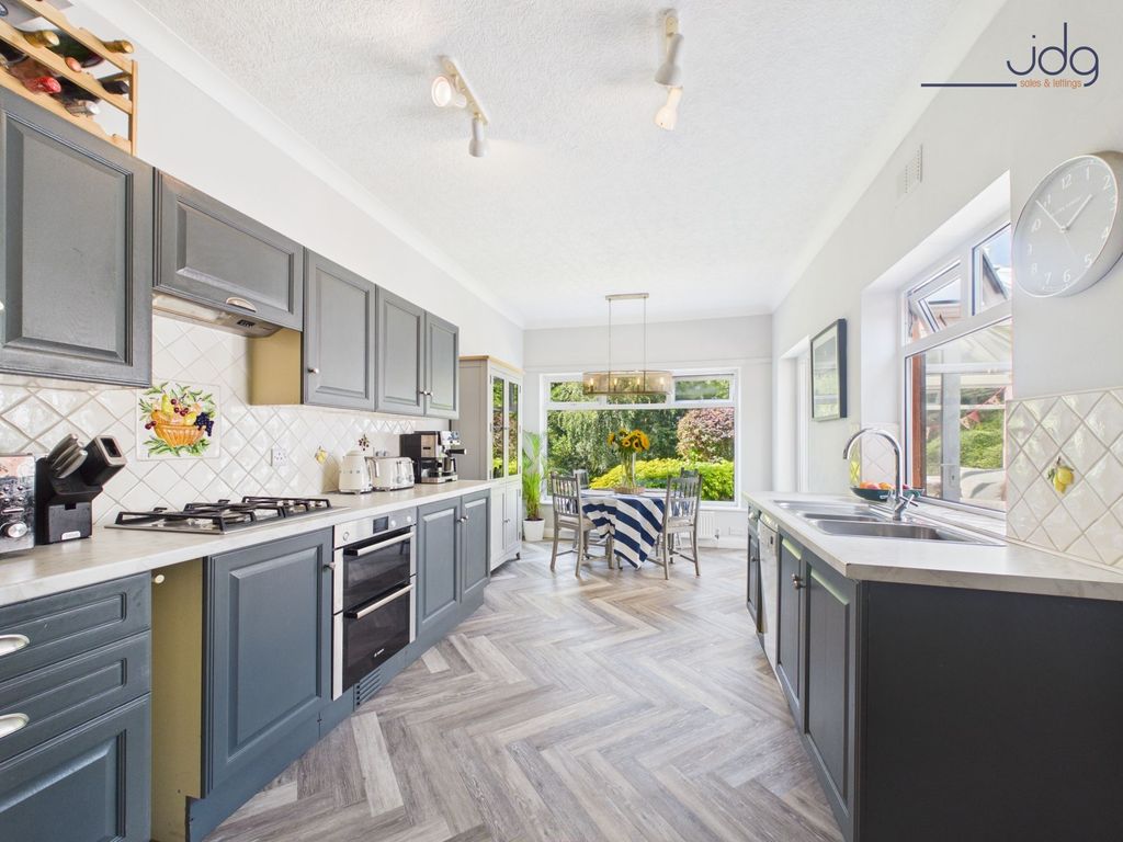 Property photo 2 of 22 Open Plan Kitchen Diner
