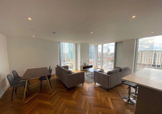 Property photo 1 of 30 Living Room