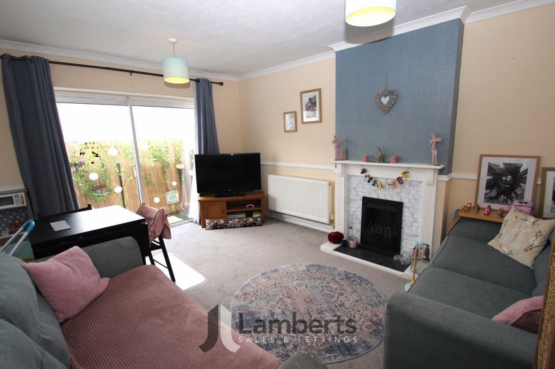 Property photo 2 of 14 Lounge