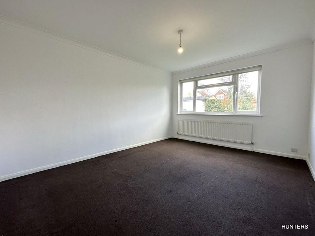 Property photo 3 of 7 Master Bedroom