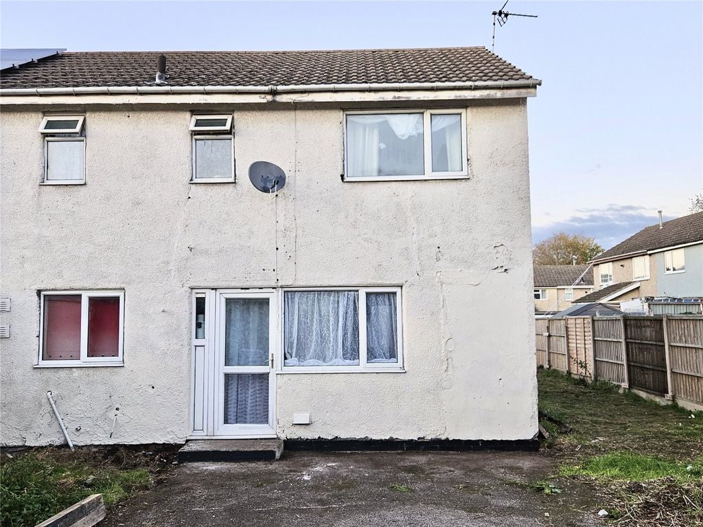 Property photo 1 of 27 Picture No. 24