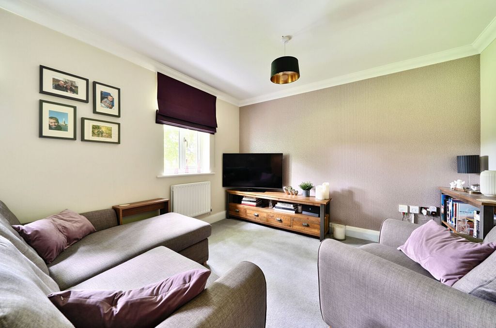 Property photo 3 of 17