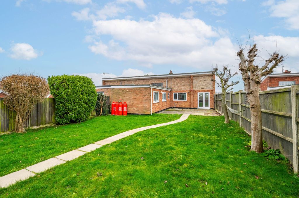 Property photo 2 of 14