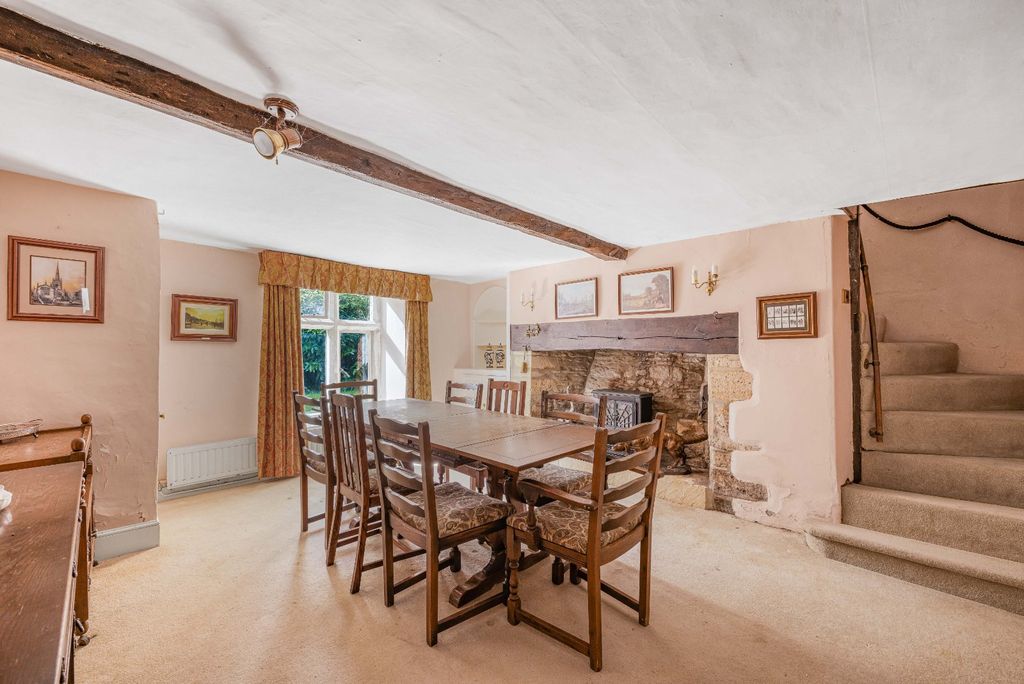 Property photo 3 of 24 Picture No. 12