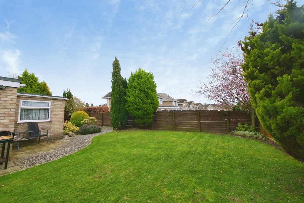 Property photo 3 of 19