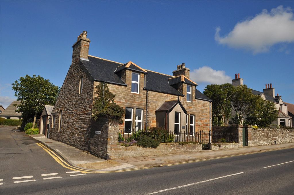 Property photo 1 of 31 Front