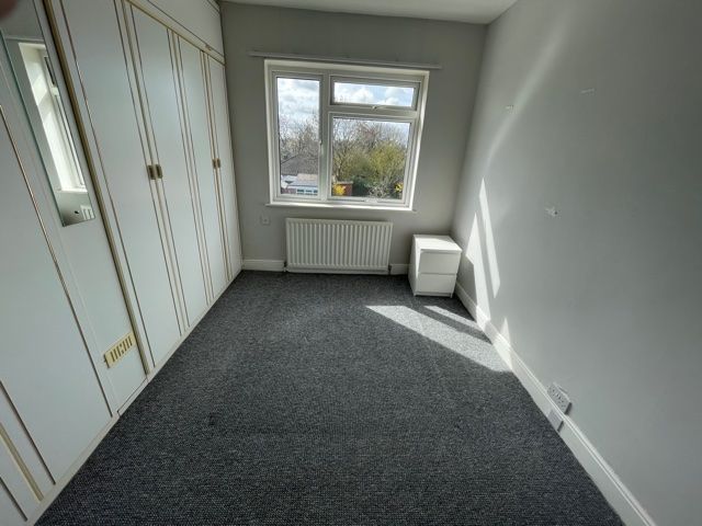 Additional image 11 of 3 bed semi-detached house to rentStockingstone Road, Luton LU2