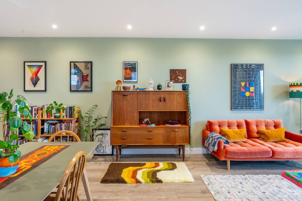 Property photo 1 of 26