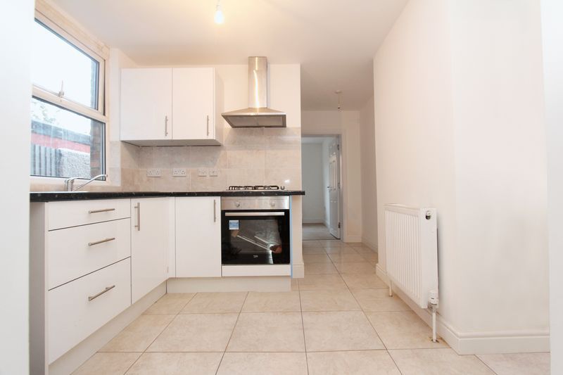 Property photo 3 of 7 Photo 4