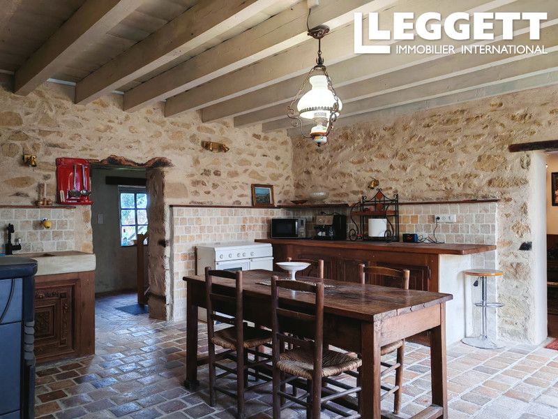 Property photo 3 of 10