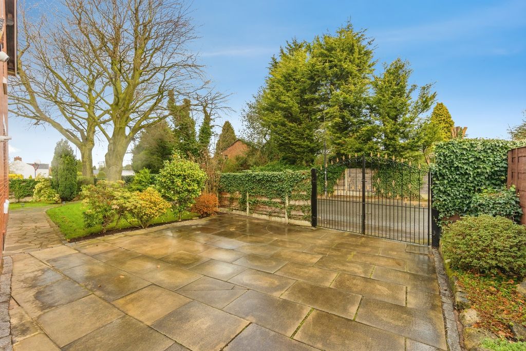 Property photo 2 of 36 Pbox-Img.Jpg