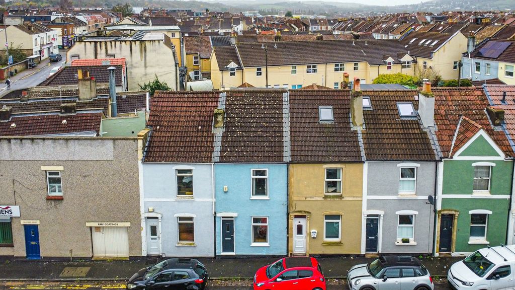 Property photo 1 of 22 4587822