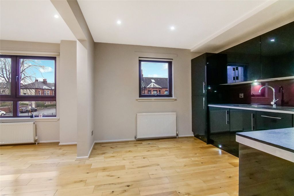 Property photo 3 of 21 Picture No. 08