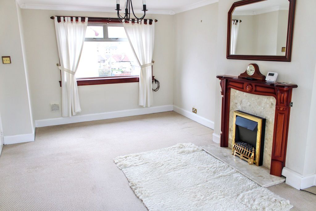 Property photo 3 of 12 Photo 7