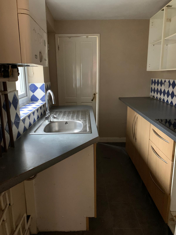 Property photo 2 of 6