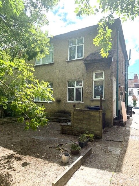 Property photo 1 of 8