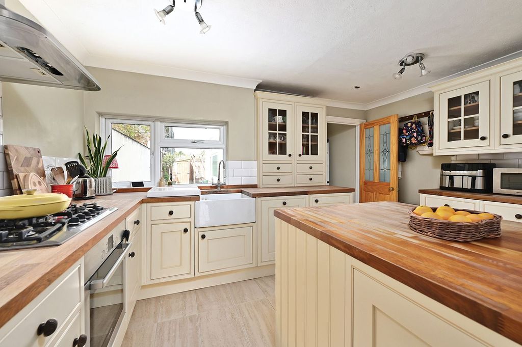 Property photo 2 of 13 Photo 2