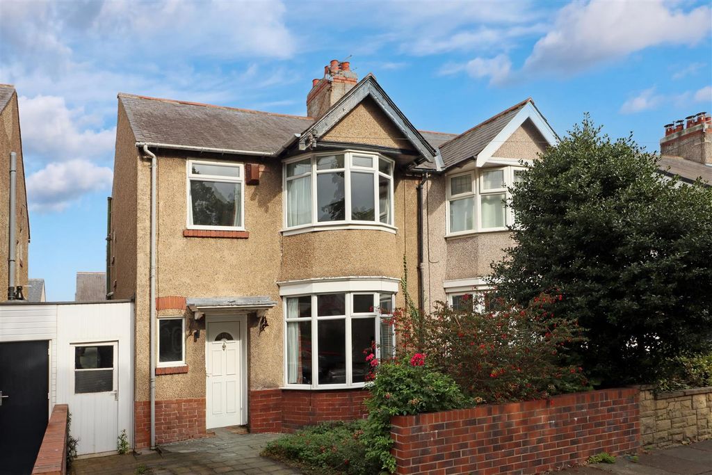 Property photo 1 of 9 External