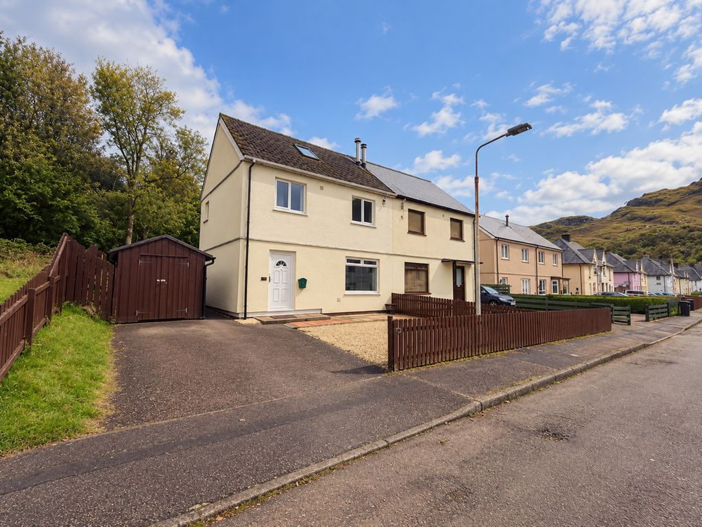 Property photo 1 of 61