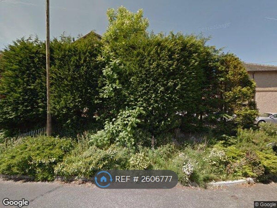 Property photo 2 of 35